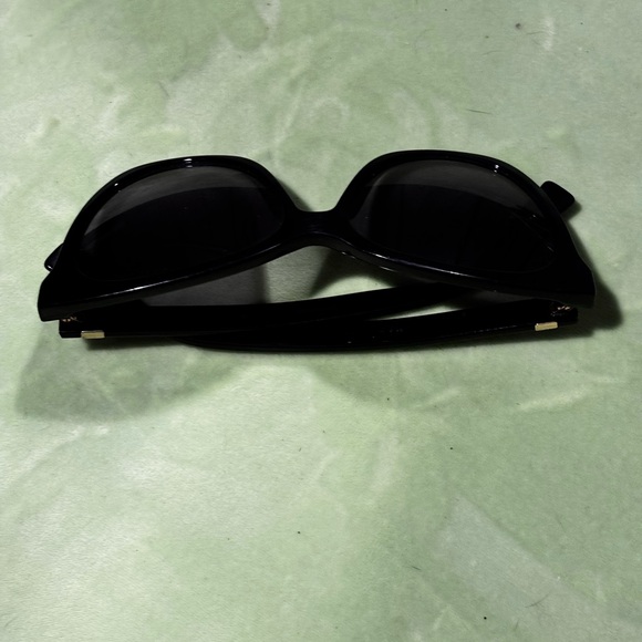 Marc Jacob’s sunglasses - Picture 3 of 5